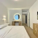 No 403 Lebada Апартаменти